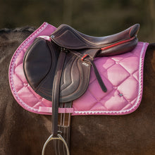 Load image into Gallery viewer, QHP Lyvia Saddle Pad