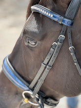 Load image into Gallery viewer, Bridleberry #57 EXTRA PADDED SNAFFLE BRIDLE, BLUE PATENT LEATHER NOSEBAND & CRYSTAL BROWBAND W/ ENGLISH LEATHER RUBBER LINED REINS