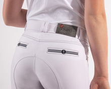 Load image into Gallery viewer, QHP Nelah Junior Leg Grip Breech