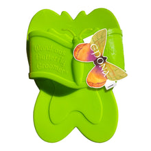Load image into Gallery viewer, Epona Wonderous Butterfly Groomer
