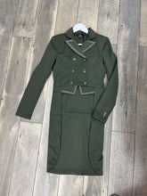 Load image into Gallery viewer, Montar- MoGloria Long Tailcoat w. Gun Metal Caviar Tape - Olive
