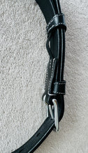 Load image into Gallery viewer, Bridleberry WOMEN'S FULL GRAIN LEATHER BELT W/ HORSE BITS
