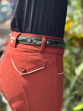Load image into Gallery viewer, Bridleberry WOMEN'S FULL GRAIN LEATHER BELT W/ HORSE BITS

