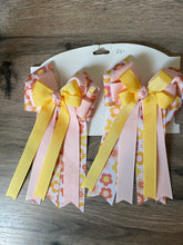 Load image into Gallery viewer, Kids Hunter Hair Bows
