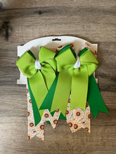 Load image into Gallery viewer, Kids Hunter Hair Bows
