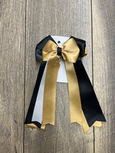 Load image into Gallery viewer, Kids Hunter Hair Bows

